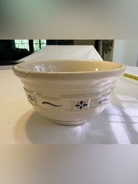 VTG Longaberger Woven Traditions Heritage Blue 6 1/2" Smaller Mixing
Bowl.